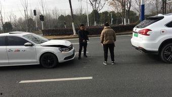 最新国产车事故案例视频